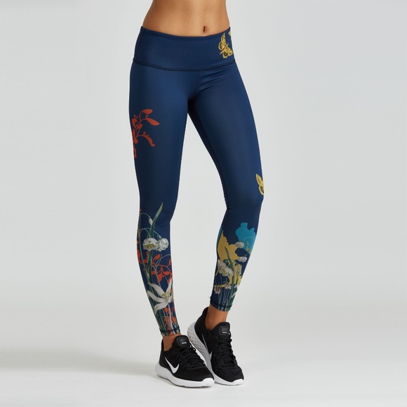 Noli Yoga Women Athletic Leggings, Navy Enchanted - Picture 5 of 8